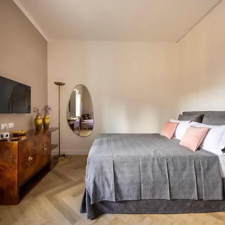 Oda ve Kahvaltı Artieri Suites, Piazza Maggiore Bolonya