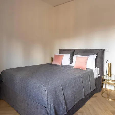Oda ve Kahvaltı Artieri Suites, Piazza Maggiore