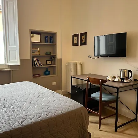 Oda ve Kahvaltı Artieri Suites, Piazza Maggiore *