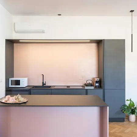Artieri Suites, Piazza Maggiore * Bolonya
