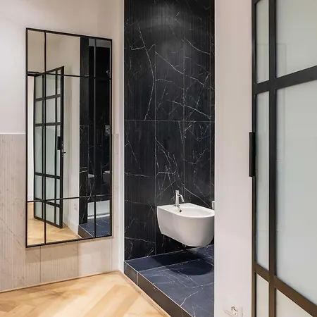 Oda ve Kahvaltı Artieri Suites, Piazza Maggiore Bolonya