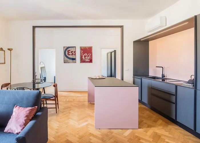 Artieri Suites, Piazza Maggiore 住宿加早餐酒店 4*