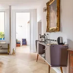 Artieri Suites, Piazza Maggiore Nocleg ze śniadaniem 4*