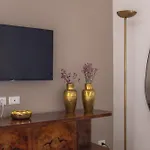 Bed & Breakfast Artieri Suites, Piazza Maggiore 4*