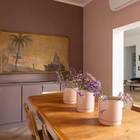 Artieri Suites, Piazza Maggiore