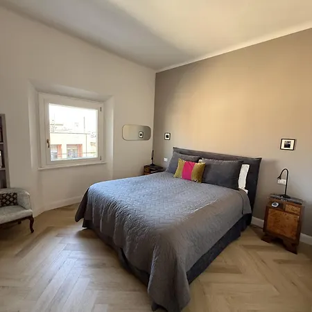 Bed & Breakfast Artieri Suites, Piazza Maggiore Bologna