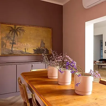 Artieri Suites, Piazza Maggiore 4*