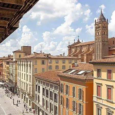 Artieri Suites, Piazza Maggiore Bed and breakfast