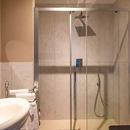 Artieri Suites, Piazza Maggiore Bed and breakfast
