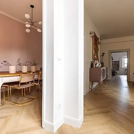 Artieri Suites, Piazza Maggiore Bed and breakfast
