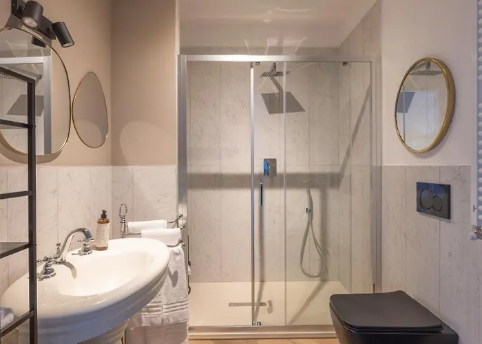 Couette-café Artieri Suites, Piazza Maggiore 4*