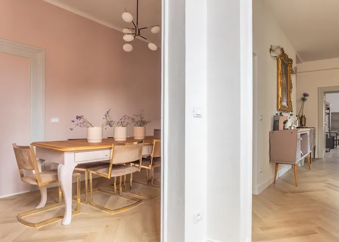 Artieri Suites, Piazza Maggiore