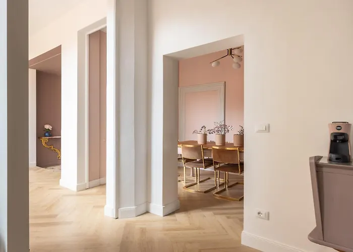 Artieri Suites, Piazza Maggiore