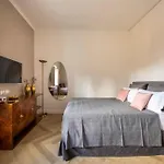 Bed & Breakfast Artieri Suites, Piazza Maggiore Bologna