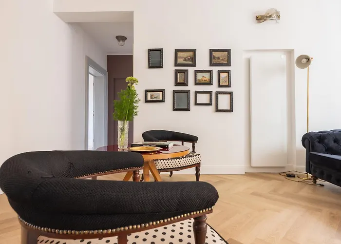 فندق مبيت وإفطار Artieri Suites, Piazza Maggiore 4*