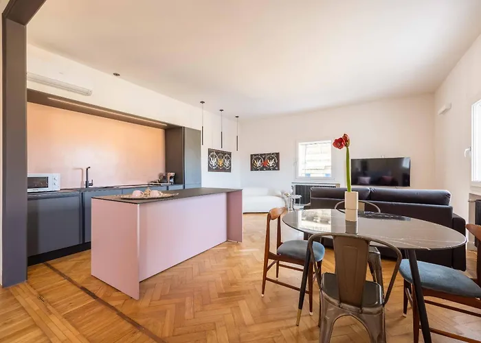 Artieri Suites, Piazza Maggiore Panzió Bologna