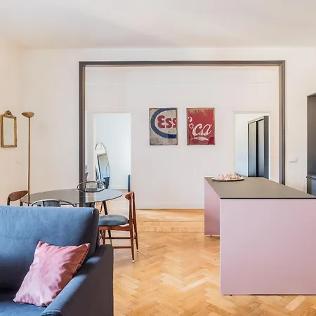 Artieri Suites, Piazza Maggiore 3*